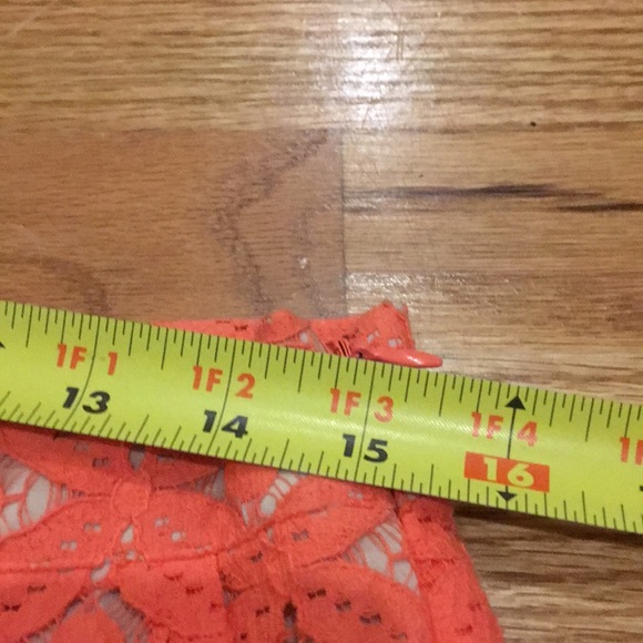 New with tags Vince Camuto shorts - Picture 10 of 10